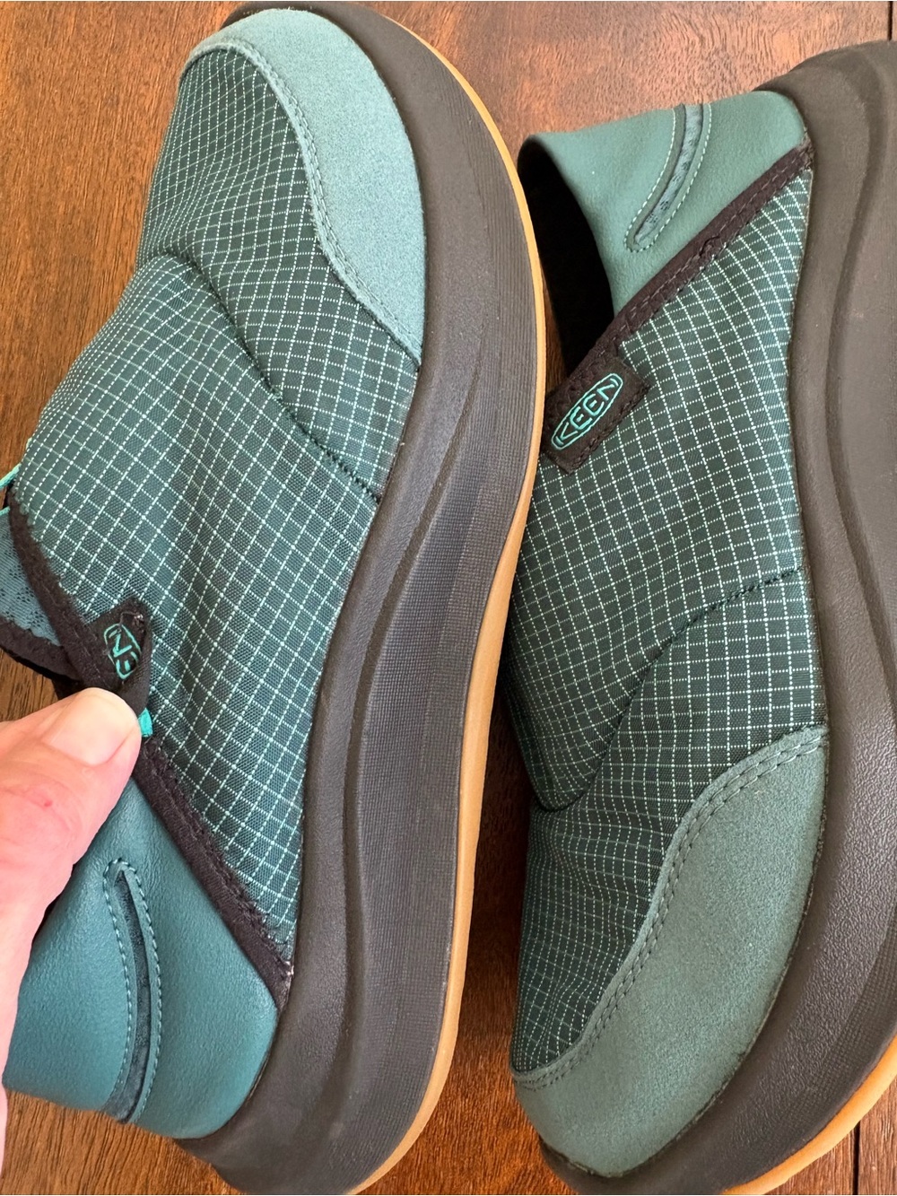 KEEN Whyser Slip On Shoes Women 9 Teal Grid Pattern Ripstop Camp Gorpcore - Picture 8 of 8
